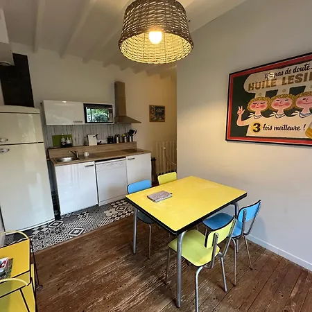 Eco Maison Entiere Avec Terrasse Dans Jardin Potager Piscine Parking Holiday home Rouen