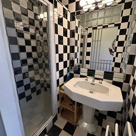 Prázdninový dům Eco Maison Entiere Avec Terrasse Dans Jardin Potager Piscine Parking