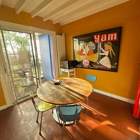 Eco Maison Entiere Avec Terrasse Dans Jardin Potager Piscine Parking