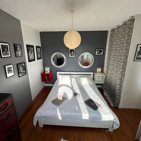 Eco Maison Entiere Avec Terrasse Dans Jardin Potager Piscine Parking