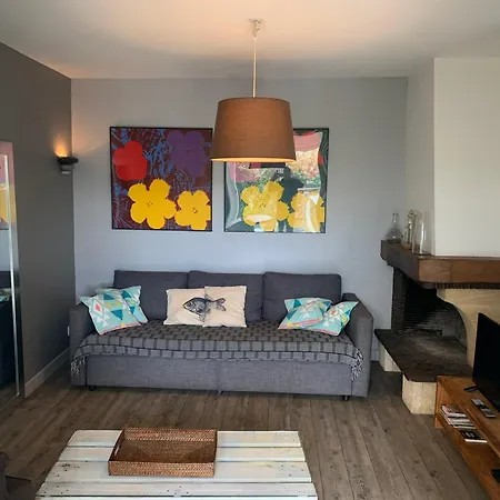 Eco Maison Entiere Avec Terrasse Dans Jardin Potager Piscine Parking Holiday home Rouen