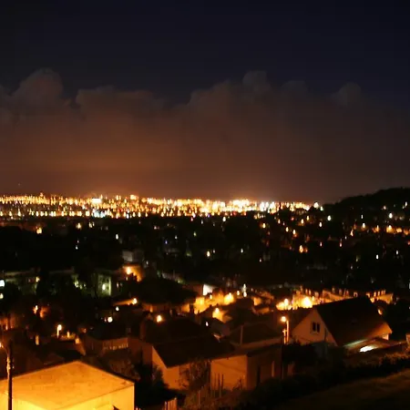 Holiday home Eco Maison Entiere Avec Terrasse Dans Jardin Potager Piscine Parking Rouen