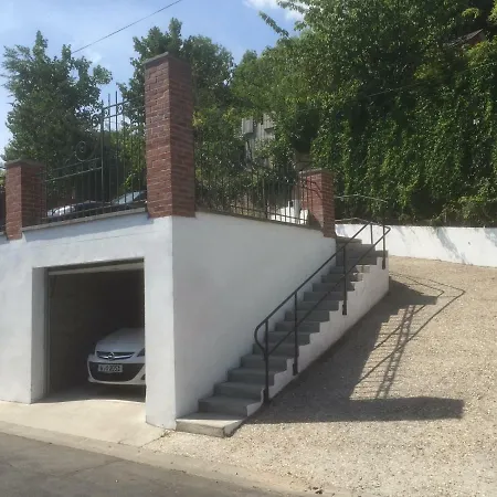 Eco Maison Entiere Avec Terrasse Dans Jardin Potager Piscine Parking Prázdninový dům *