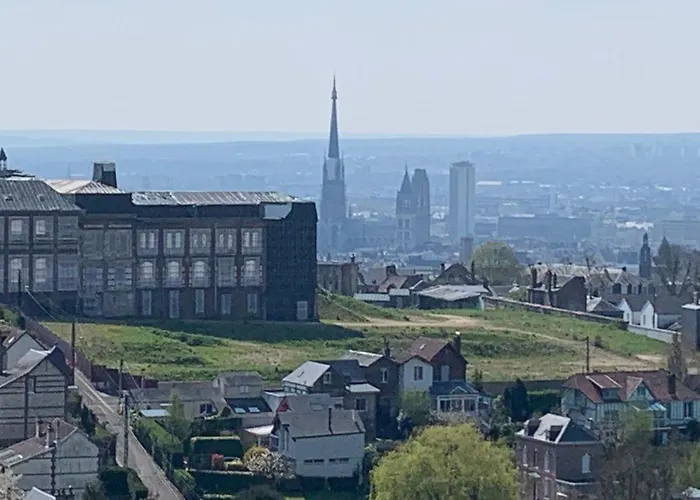 Eco Maison Entiere Avec Terrasse Dans Jardin Potager Piscine Parking * 鲁昂